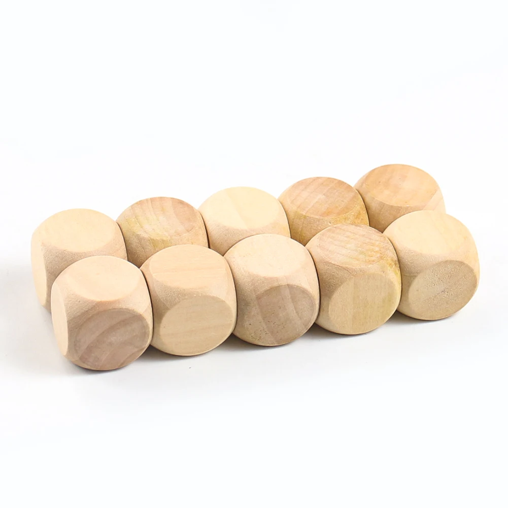 6 pezzi 20mm dadi di legno vuo - Party Games Gamecube recensione e prezzo